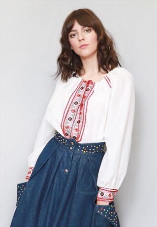 VINTAGE 1970'S WHITE EMBROIDERED BOHO TOP