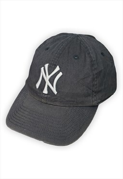 Vintage MLB New York Yankees Navy Baseball Cap