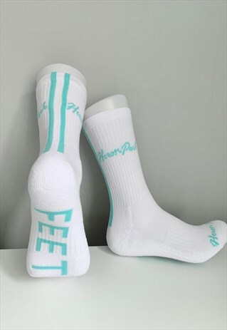 MINT GREEN