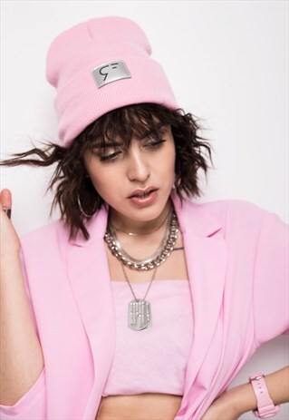 WINTER BEANIE IN PINK