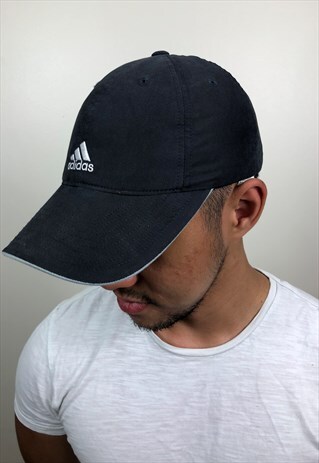 VINTAGE BLACK ADIDAS CAP