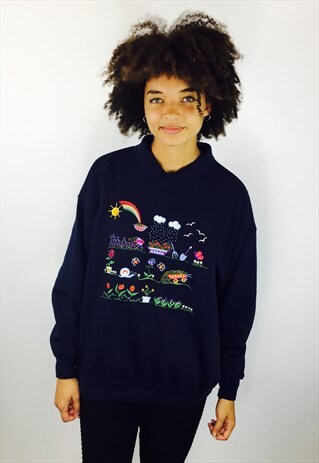 CUTE EMBROIDERED SWEATSHIRT