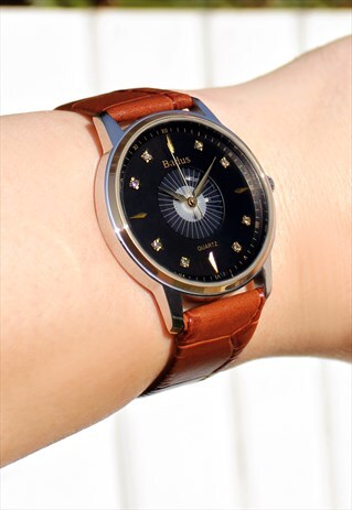 CLASSIC BLACK GOLD & SILVER WATCH