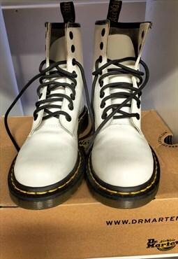 Dr Marten White Patent Leather Shiny UK3 Boots 1460 Pascal