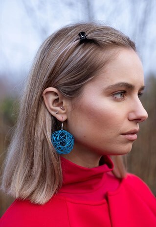 BLUE WIRE EARRINGS