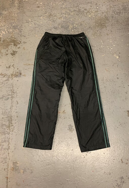 garment image