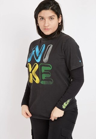 RETRO BLACK NIKE T-SHIRT