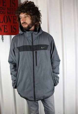 VINTAGE NIKE HOODED JACKET