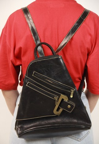 VINTAGE 90S LEATHER BACKPACK