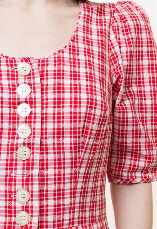 garment image