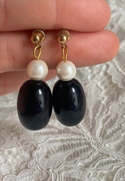 Vintage 80s Stayement Pearl Bead Earrings