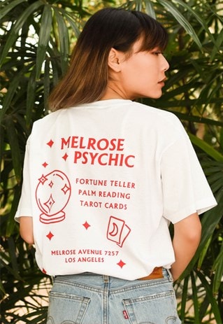 OVERSIZED GRAPHIC T-SHIRT IN WHITE