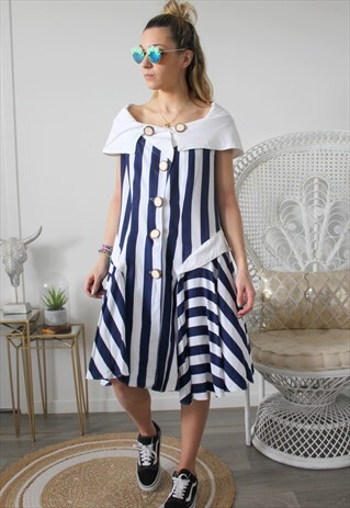 VINTAGE DRESS