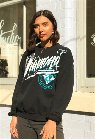 VINTAGE BLACK USA DIAMOND SWEATSHIRT