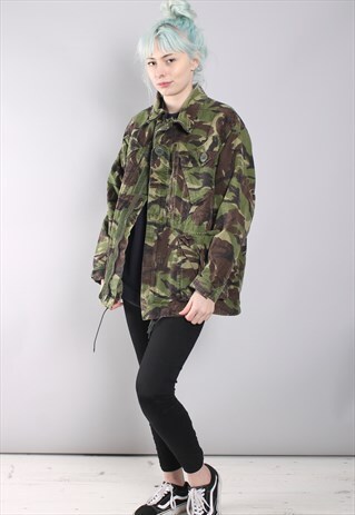 VINTAGE ARMY CAMO JACKET