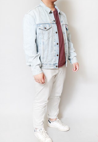 VINTAGE 1990'S LEVI"S OVERSIZED LIGHT WASH DENIM JACKET
