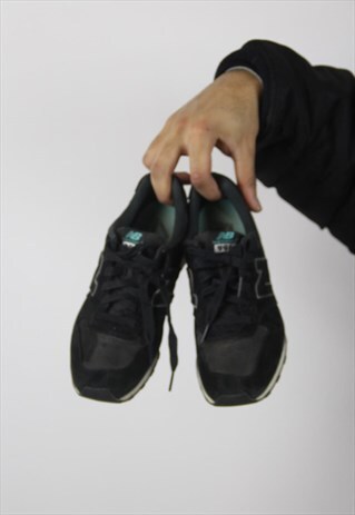VINTAGE NEW BALANCE SUEDE TRAINERS