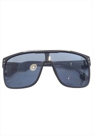 OVERSIZED RECTANGULAR BLACK SUNGLASSES