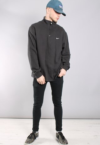 VINTAGE NIKE 1/4 ZIP SWEATSHIRT