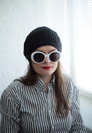 VINTAGE 90'S BLACK RIBBED BEANIE