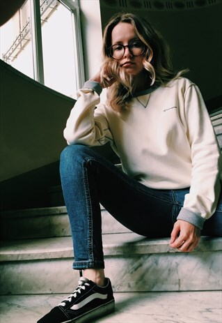 BEIGE VINTAGE STYLE CHAMPION SWEATSHIRT