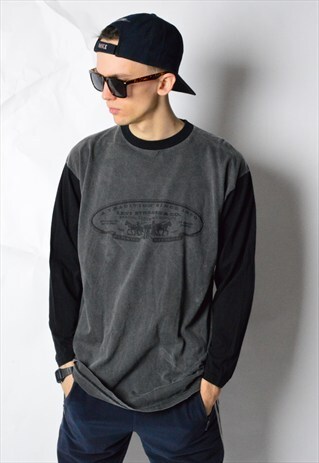 VINTAGE 90S FADED BLACK AND GREY LEVIS LONG SLEEVE SHIRT