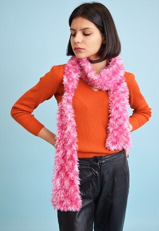 VINTAGE 90'S RETRO KITSCH FURY FLUFFY SCARF
