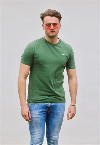 NIKE USA VINTAGE 90S SPORTSWEAR MINIMALIST T