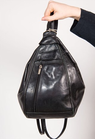 90'S VINTAGE BLACK LEATHER MINI BACKPACK RUCKSACK