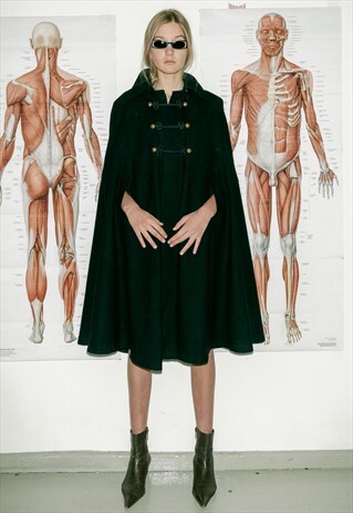 VINTAGE CLASSIC CAPE