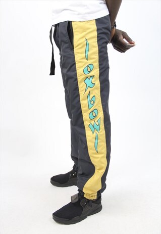 VINTAGE 90'S PATTERNED BLACK SKI PANTS
