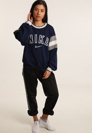 VINTAGE NIKE EMBROIDERED SPELLOUT SWEATSHIRT