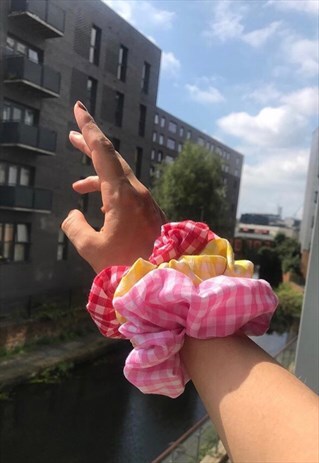 GINGHAM HAIR SCRUNCHIE BUNDLELE (3 SCRUNCHIES)