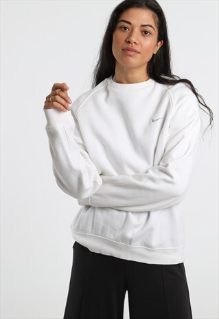 90S NIKE EMBROIDERED LOGO SWEATSHIRT