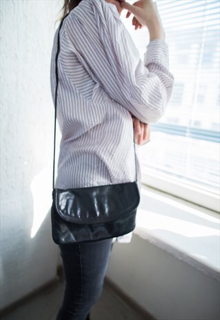 VINTAGE 70'S BLACK LEATHER BAG