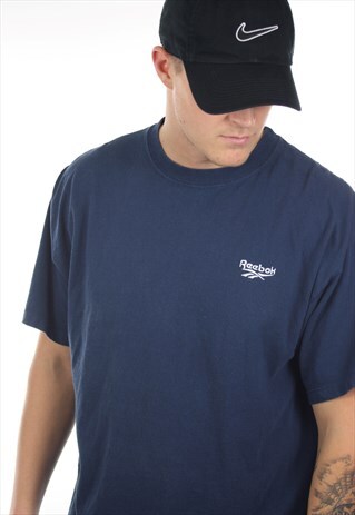 VINTAGE 90S REEBOK SMALL LOGO T SHIRT TEE