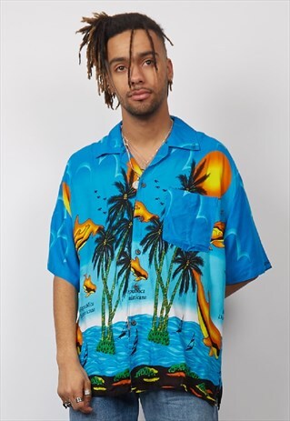VINTAGE 90'S DOMINICAN REPUBLIC PRINT HAWAIIAN SHIRT