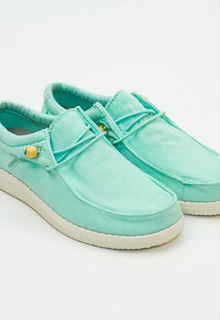 MINT GREEN CANVAS WALLABIES BY WALK IN PITAS