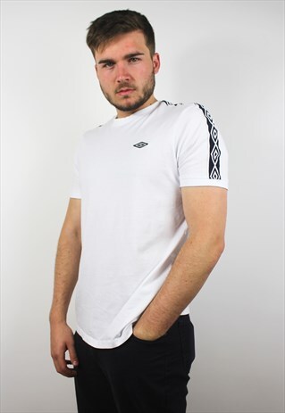 90'S RETRO SIDE TAPE T-SHIRT