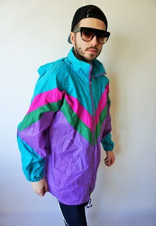 VINTAGE WINDBREAKER RAINCOAT SPORTS JACKET WITH HOOD PARKA