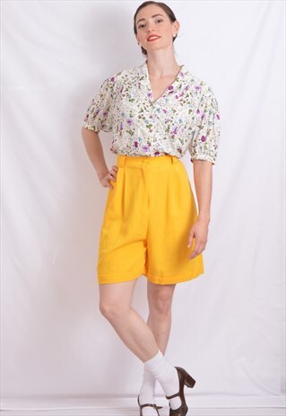 YELLOW HIGH-WAIST SHORTS