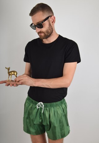 VINTAGE FESTIVAL SHORT (823)