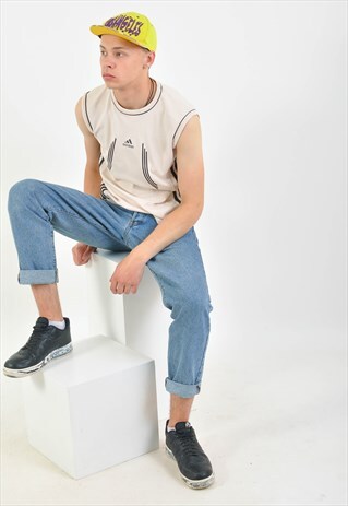 VINTAGE 90S ROUND NECK SLEEVLESS T-SHIRT