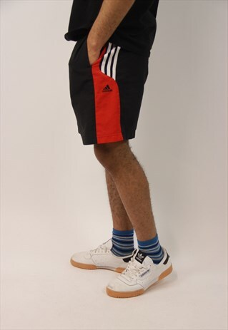 VINTAGE ADIDAS SHORTS
