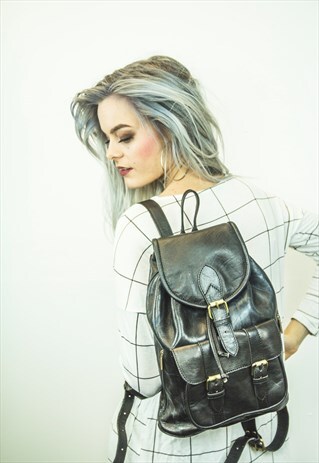 SOFT LEATHER RUCKSACK BACKPACK IN GLOSS BLACK