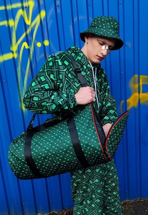 garment image