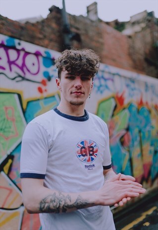 VINTAGE REEBOK CLASSIC EMBROIDERED SPELL OUT T-SHIRT