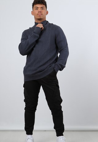 VINTAGE CALVIN KLEIN MEDIUM NAVY 1/4 ZIP KNIT SWEATSHIRT