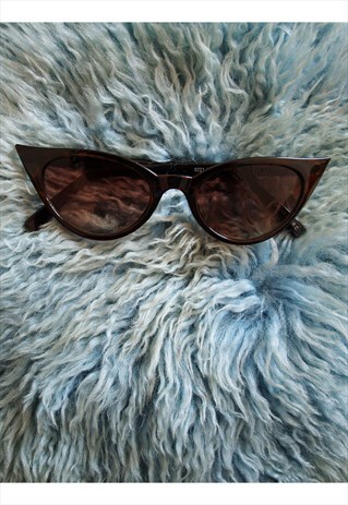 TORTOISE SHELL CAT EYE 50'S SUNGLASSES