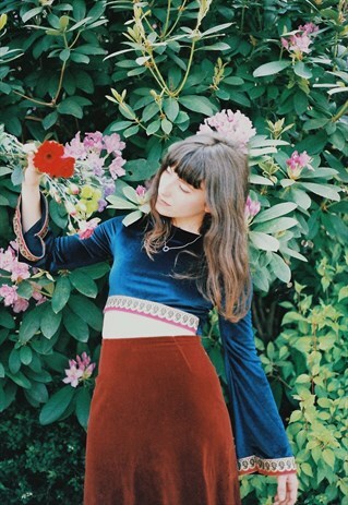 DARK BLUE VELVET BELL SLEEVE